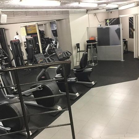 T2 A/C Cote D'Azur, Piscine, Plage A 350M, Wifi Vallauris Eksteriør billede